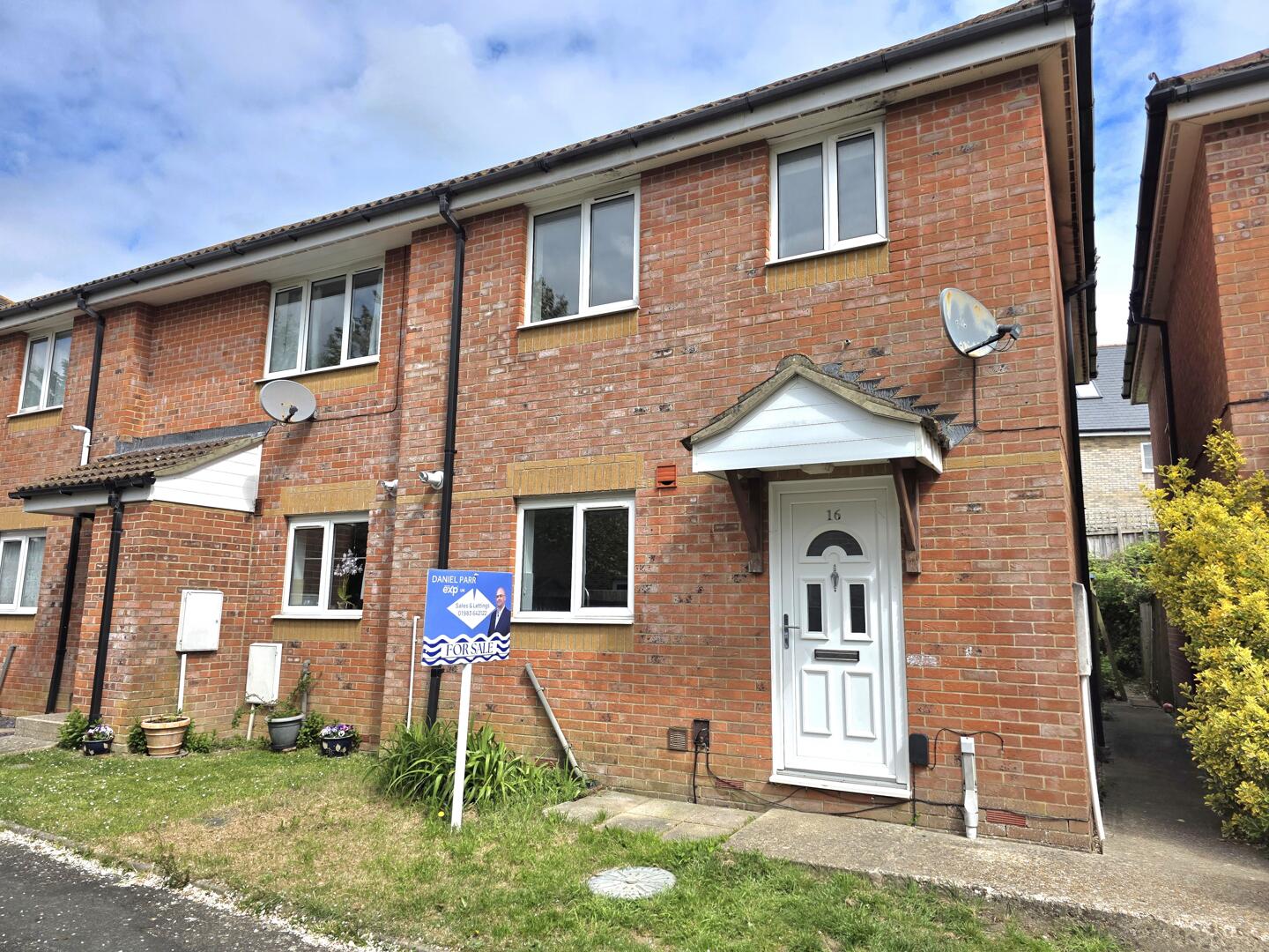 Charnwood Close, Newport